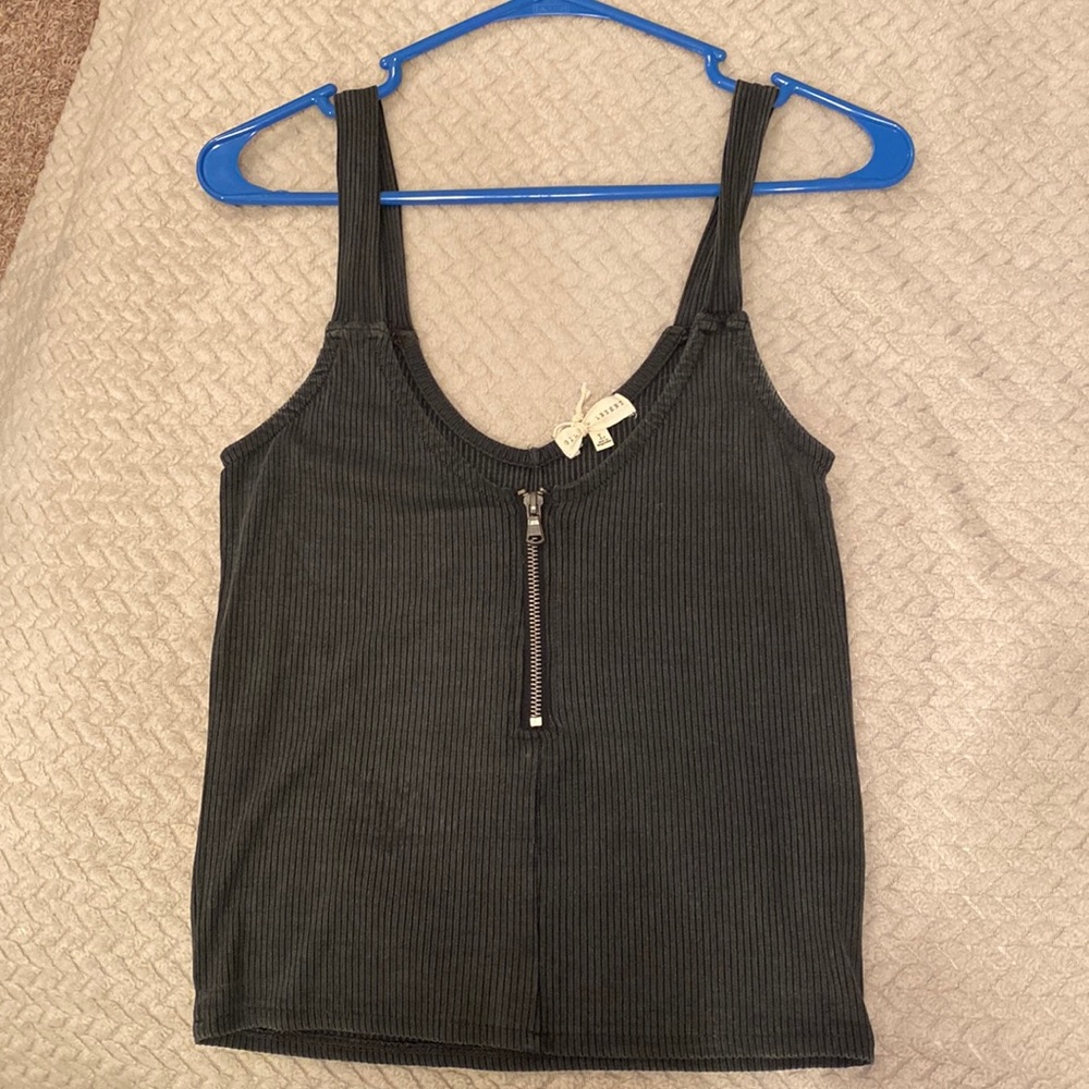 Black tank top, size large, NWT